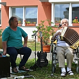 Grilování na zahradě  20