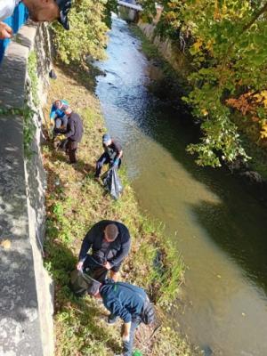S klienty jsme uklízeli řeku Klenici!