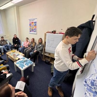 O duševním zdraví interaktivně: Beseda a aktivity pro osmáky
