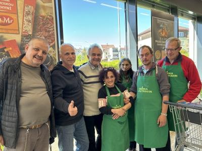 Zúčastnili jsme se jarní sbírky potravin!