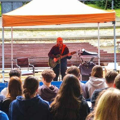 Beseda o duševním zdraví mladých s Vojtaanem otevřela důležitá témata