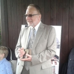 Ilja Hradecký převzal ocenění z rukou zástupců Nadace Charty 77