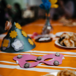 Masopustní veselí dorazilo i k našim klientům z domova a denního stacionáře na Vinohradech!